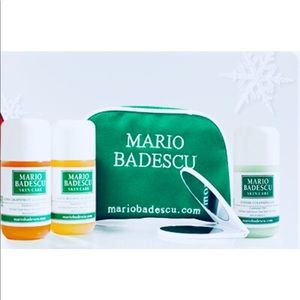 Mario Badescu Cleansing set cosmetic case & mirror